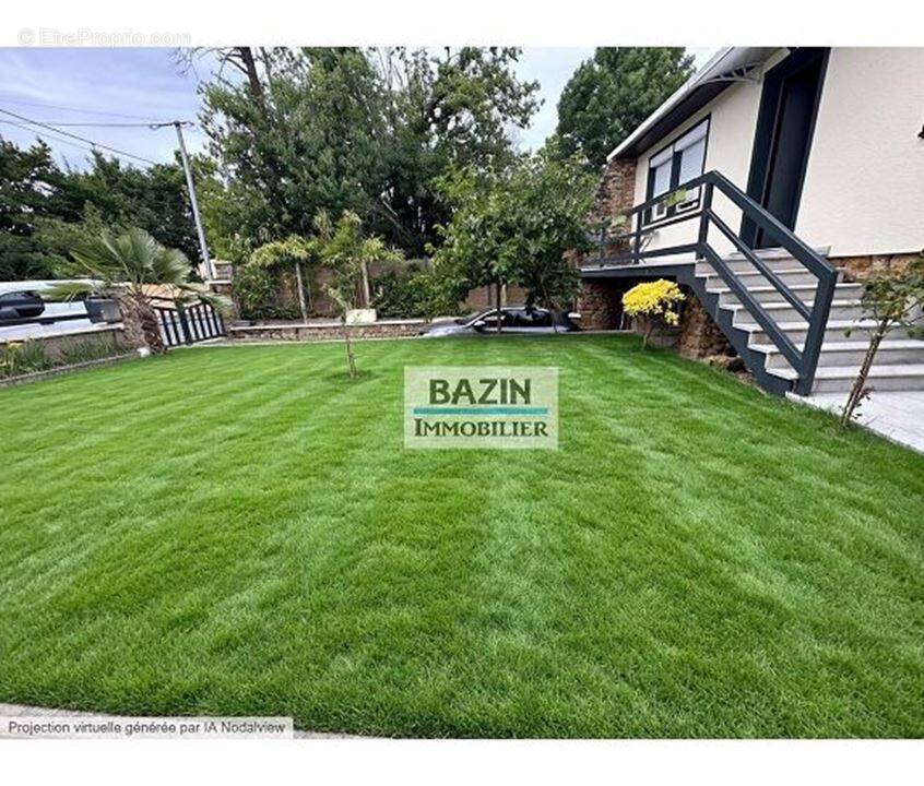 Maison à SAINTE-GENEVIEVE-DES-BOIS