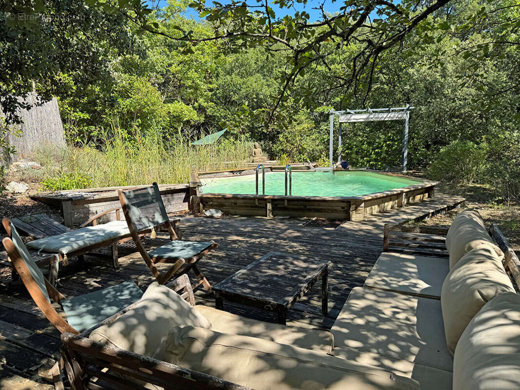 Maison à MONTELIMAR