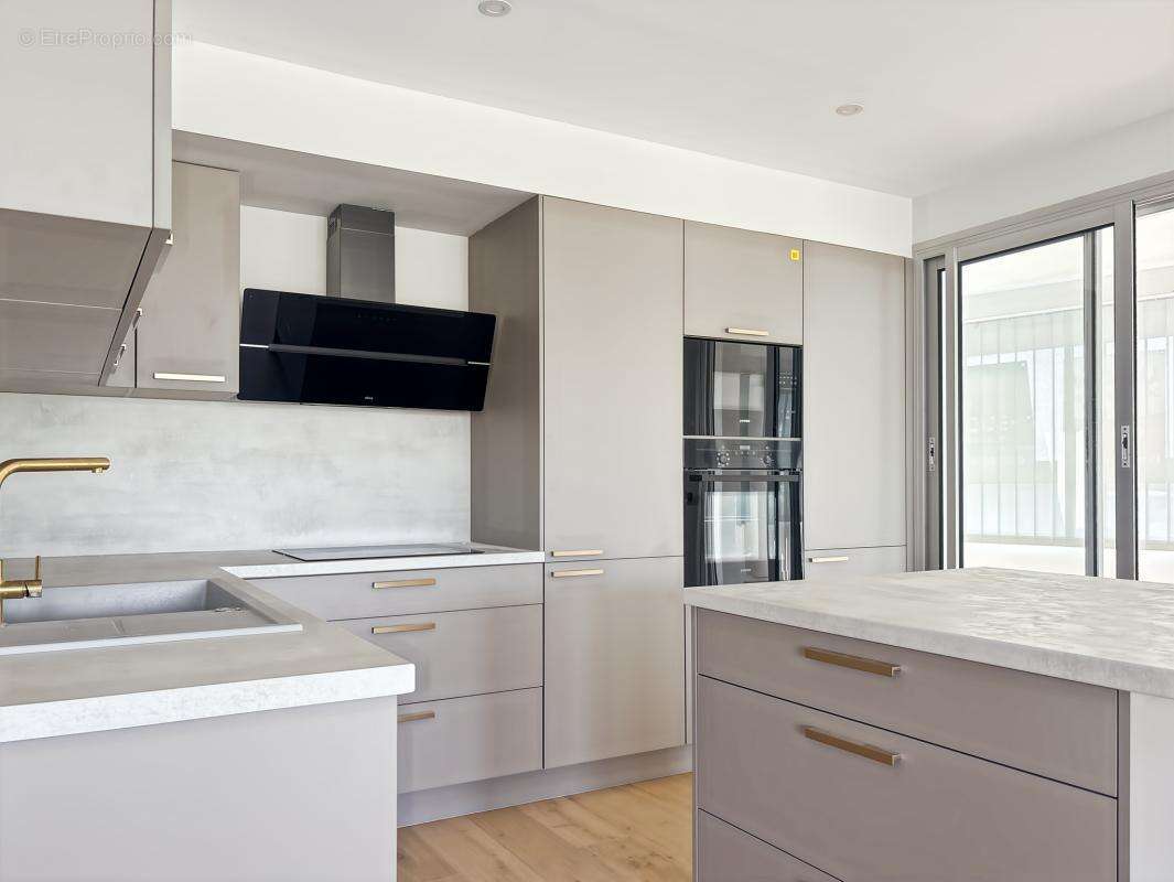 Appartement de Standing 152 m², Valence - photo 7