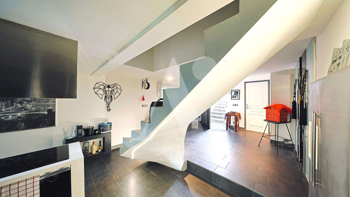 Appartement à ASNIERES-SUR-SEINE