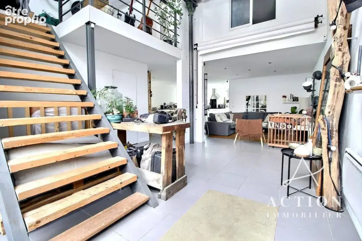 Loft unique de 135 m² – Volume, lumière, extérieur cocooning et parking - photo 6
