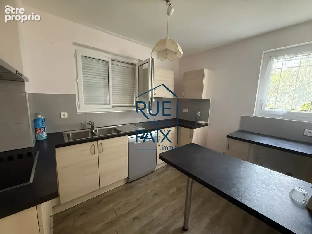 Maison 3 pièces 66 m² à vendre à Chatellerault (86100) - photo 3