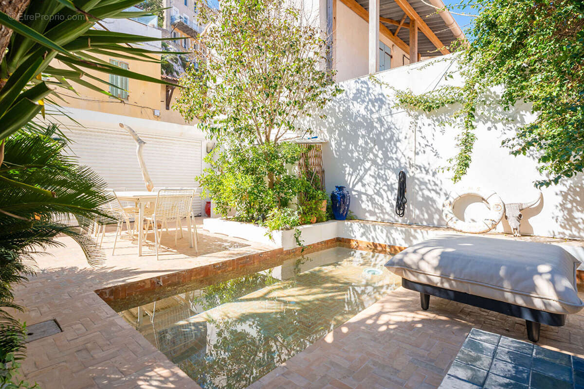 Maison à MARSEILLE-7E