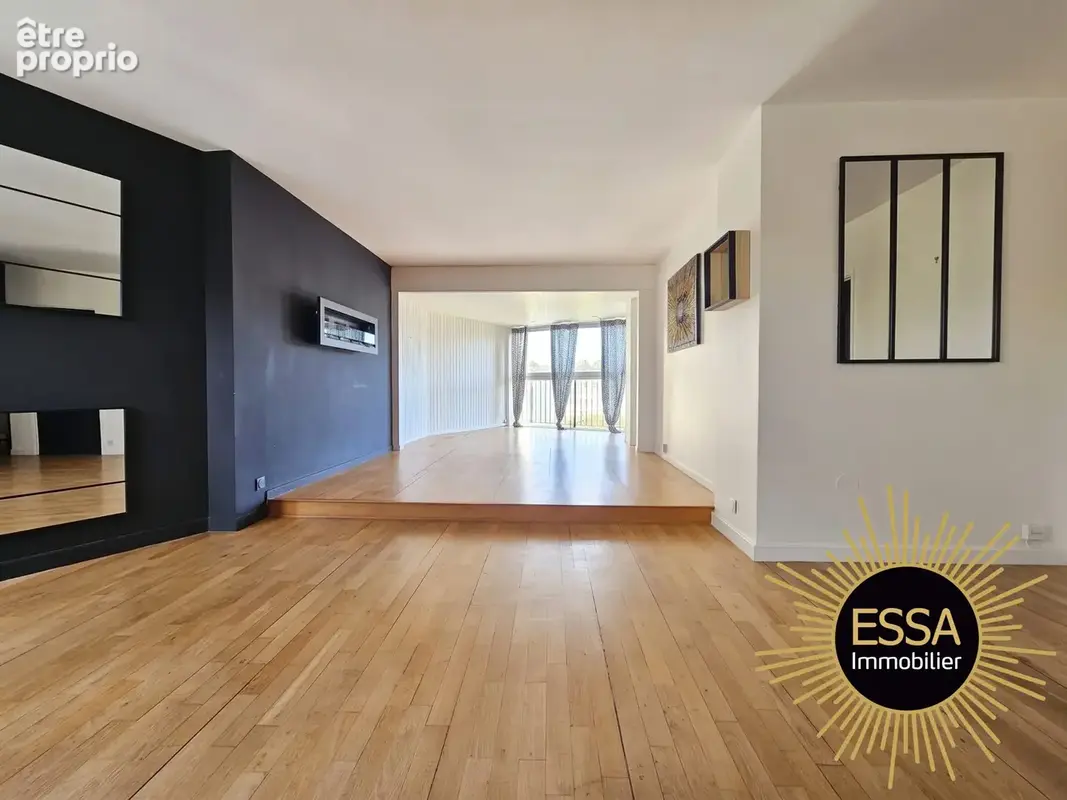 Appartement 5 pièces 122 m² à vendre à Rocquencourt (78150) - photo 2