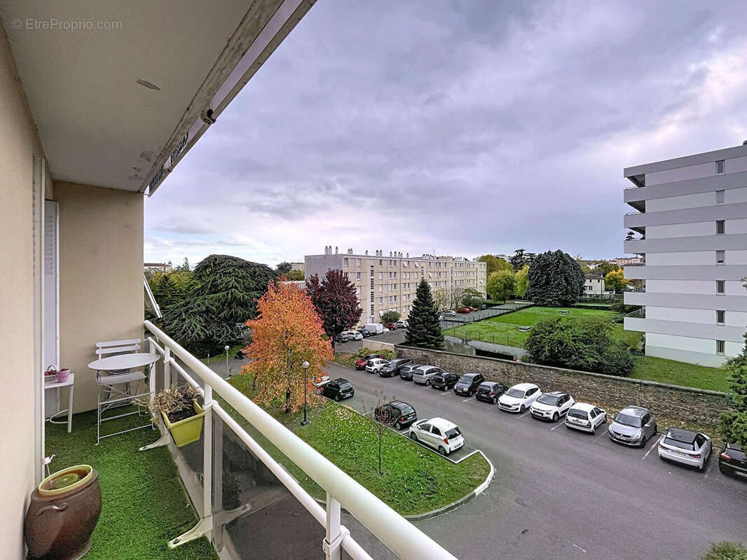 Appartement à CALUIRE-ET-CUIRE