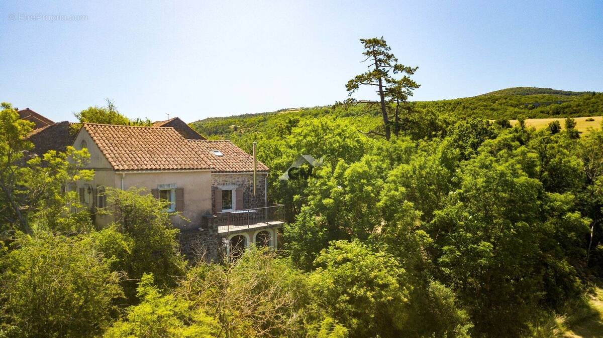 Photo 1 - Maison à SAINTE-EULALIE-DE-CERNON