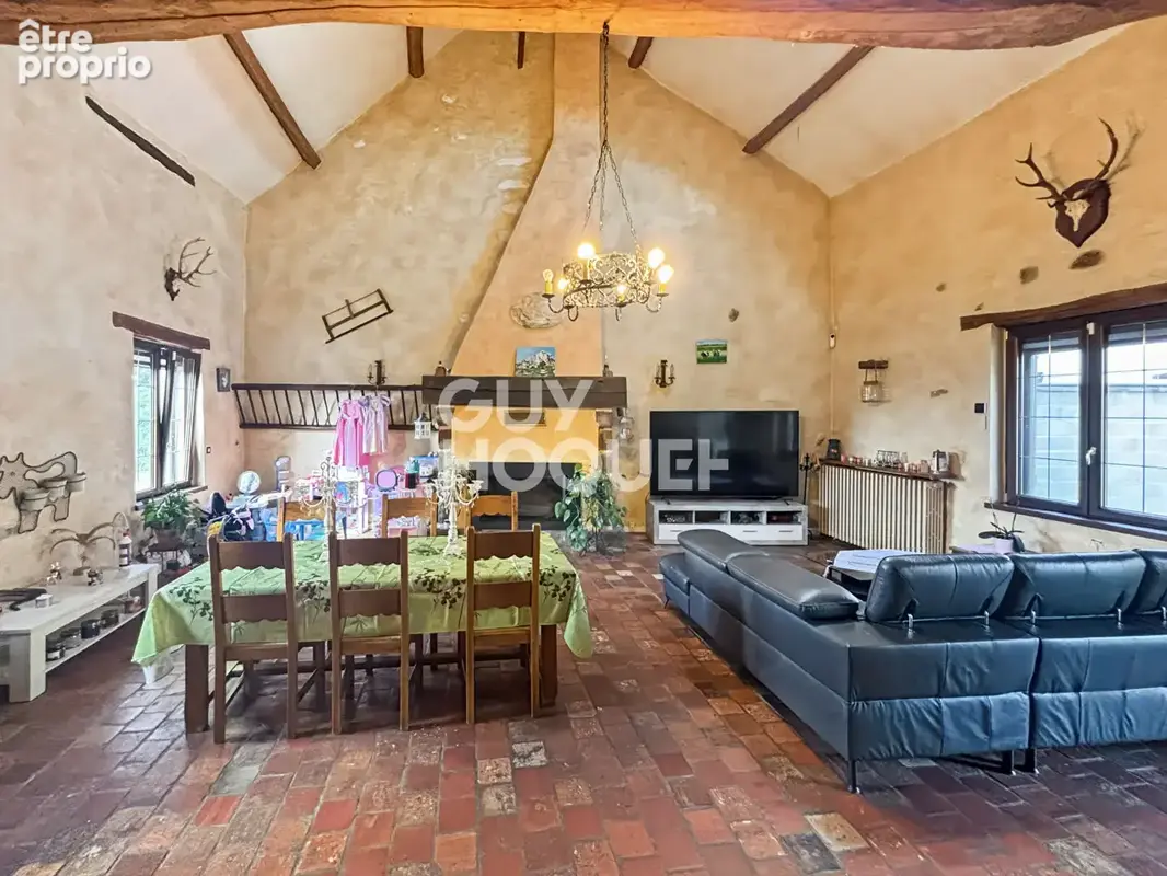 Maison de charme à vendre à La Chapelle Iger - photo 3