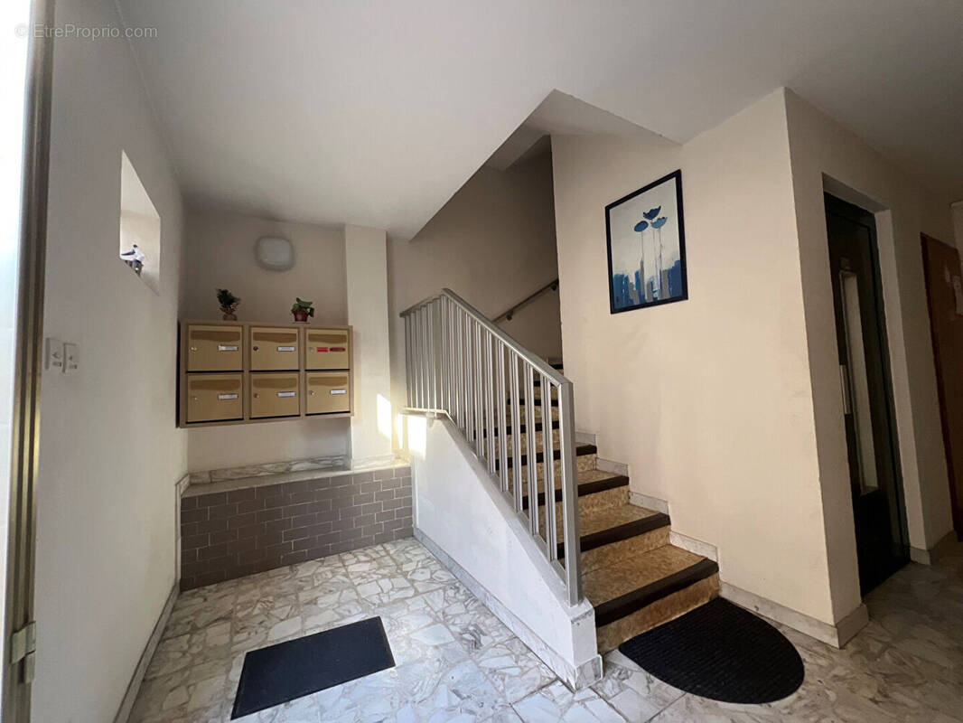 Appartement à HYERES