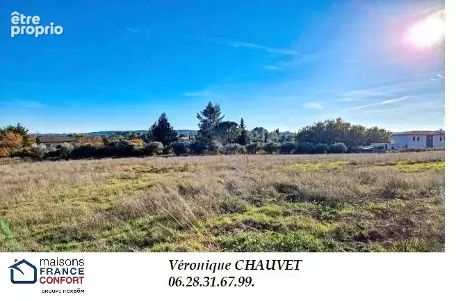 Terrain 628 m² à Lorgues  - photo 2