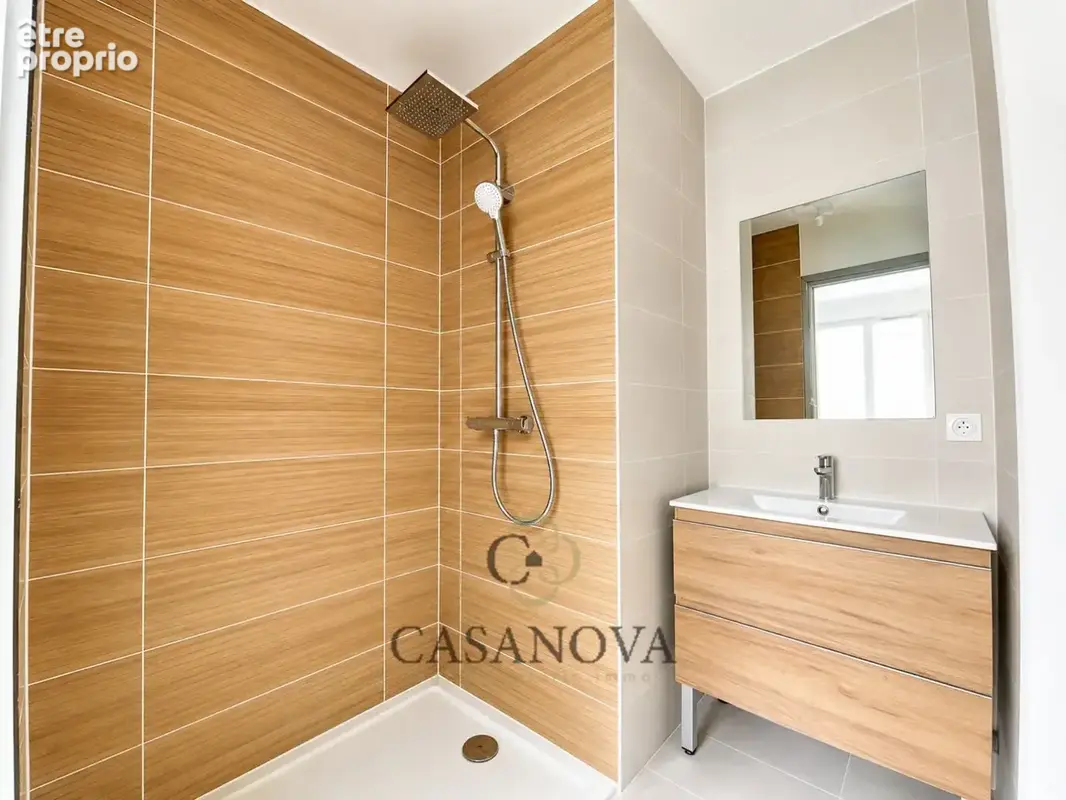 Appartement T2 - Dernier étage avec vue mer latérale - Plage rive gauche à 2min - photo 5