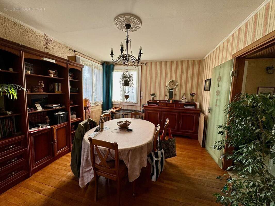 Maison à VILLENEUVE-SAINT-GEORGES