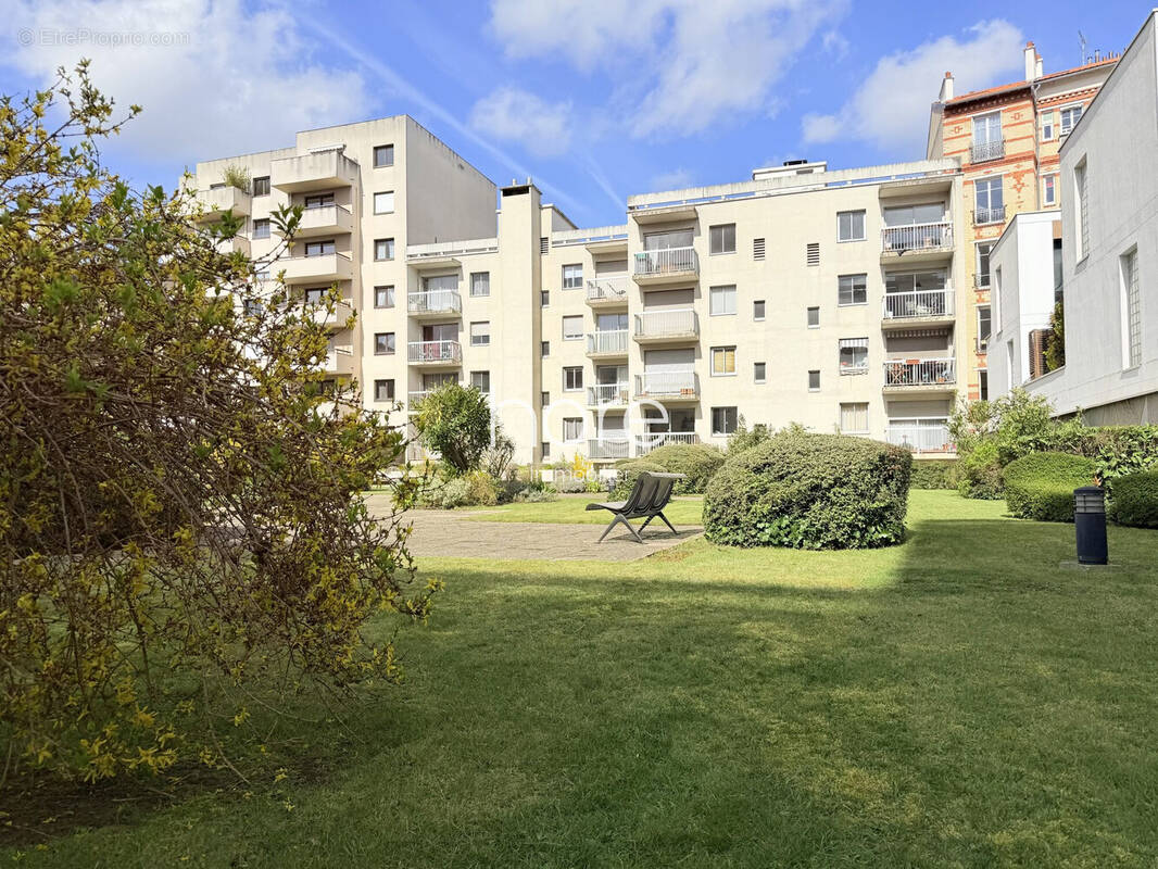 Appartement à ASNIERES-SUR-SEINE