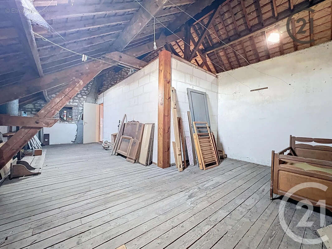 Maison à SAINT-QUENTIN-LE-PETIT