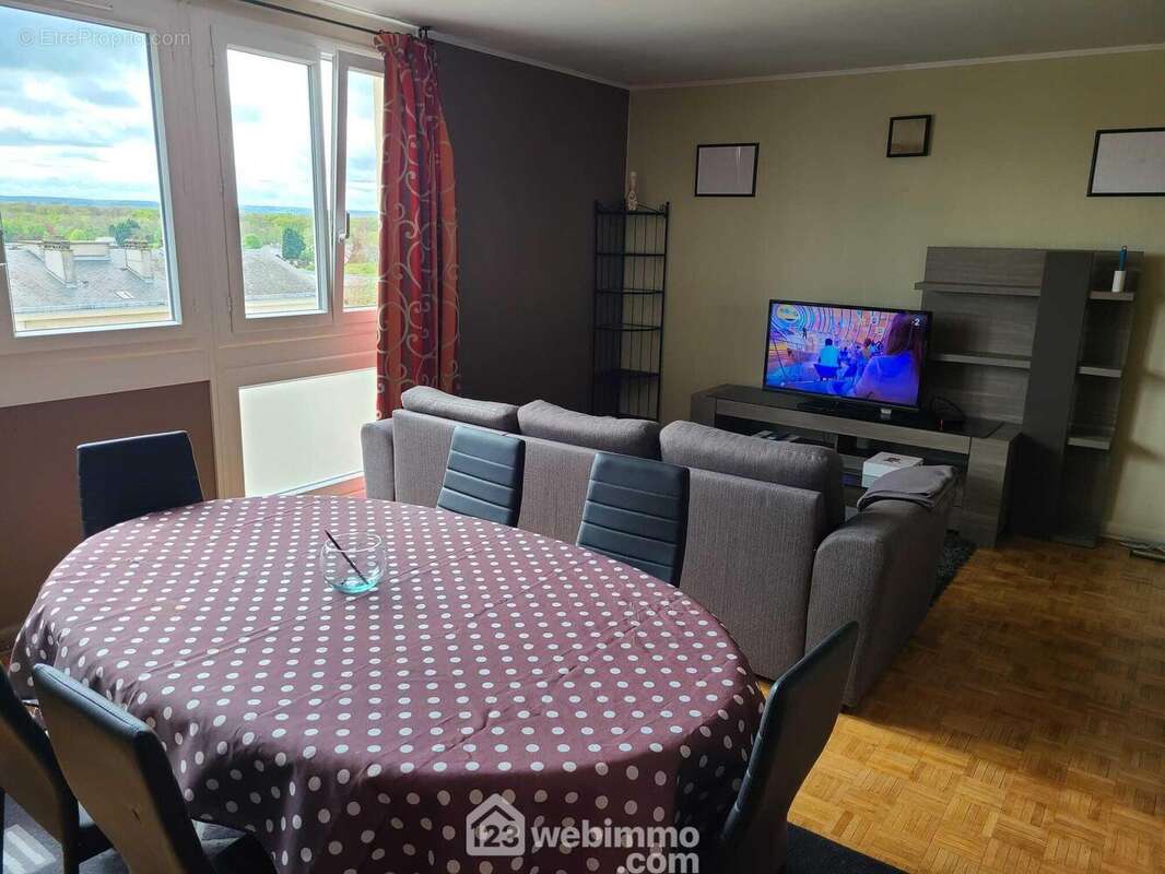 Appartement à COMPIEGNE