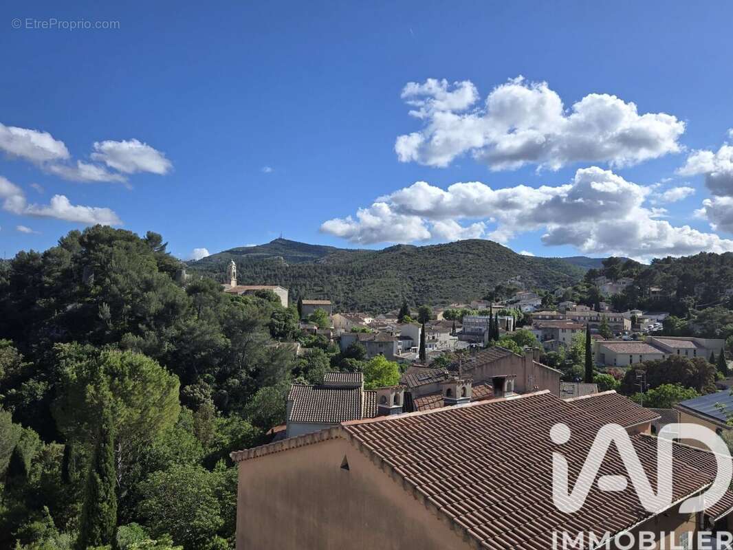 Photo 3 - Maison à PEYPIN
