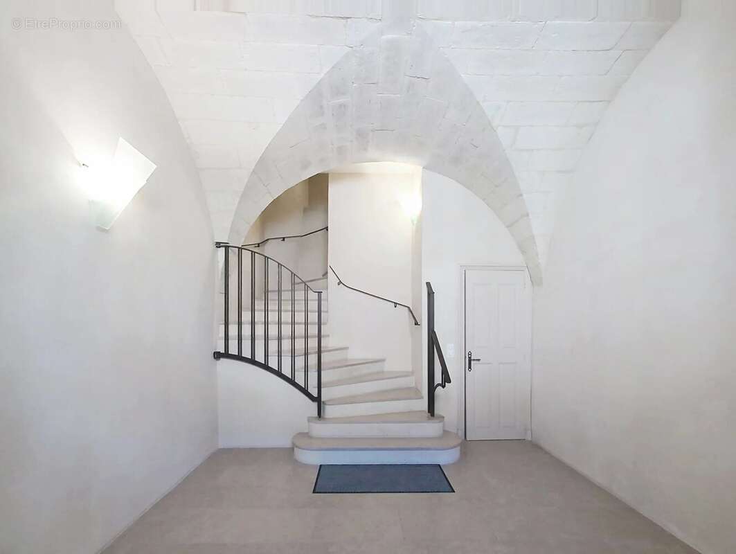 Appartement à UZES