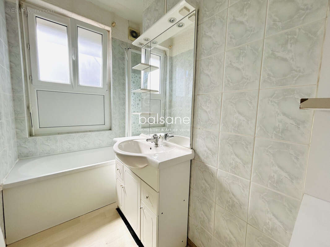 Maison à DEVILLE-LES-ROUEN