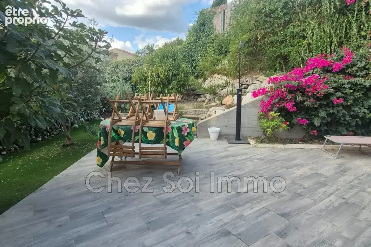 Photo Maison à Carros au prix de 530 000€