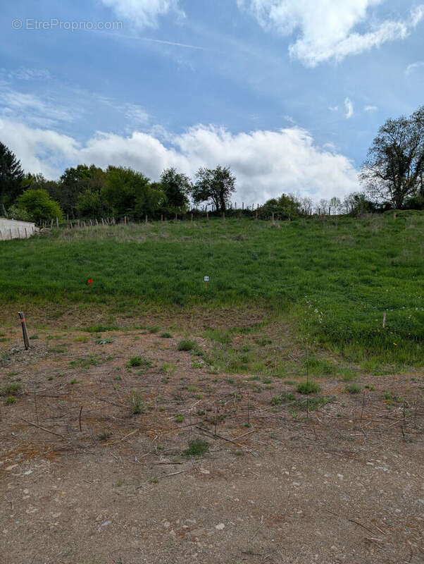 Terrain à SEPTEME