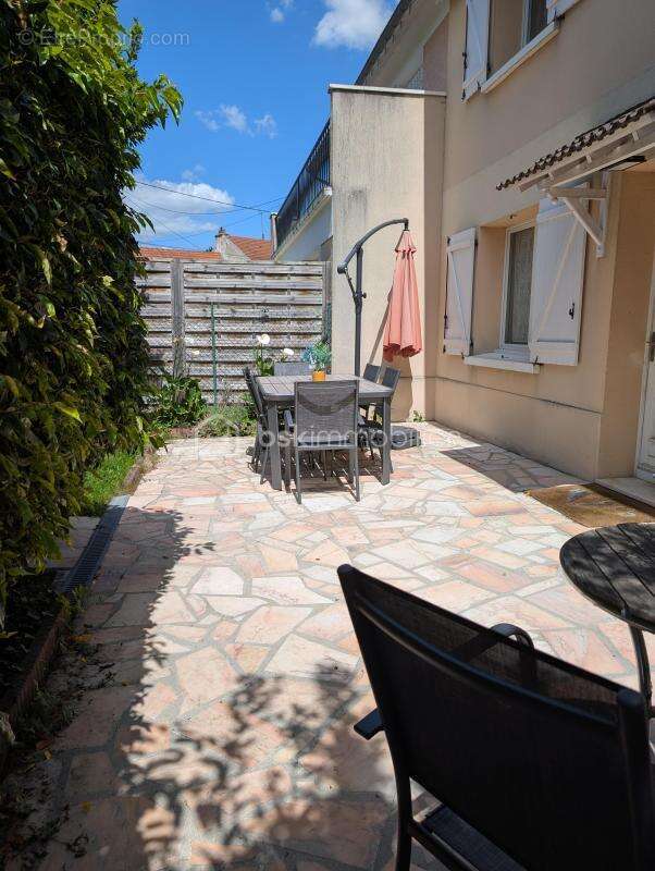 Maison à AULNAY-SOUS-BOIS