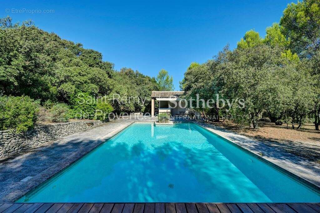Une maison d'architecte en pierre face aux Alpilles - photo 6