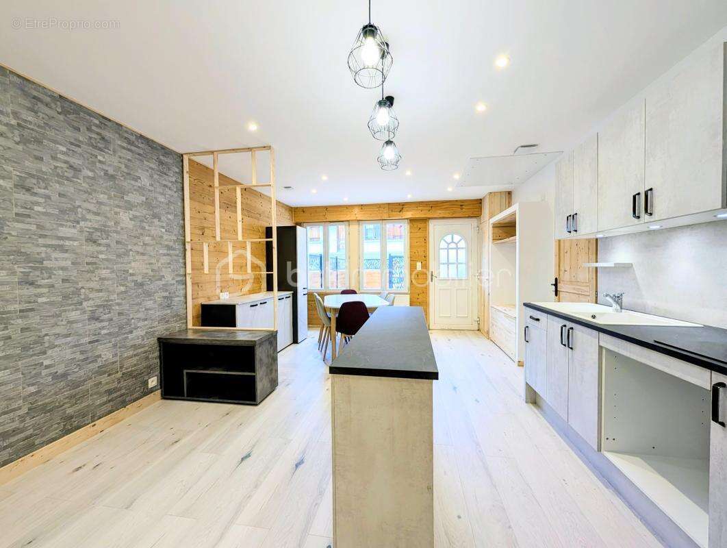 Appartement --- t2 --- renove --- terrasse --- cave --- entree independante - photo 7