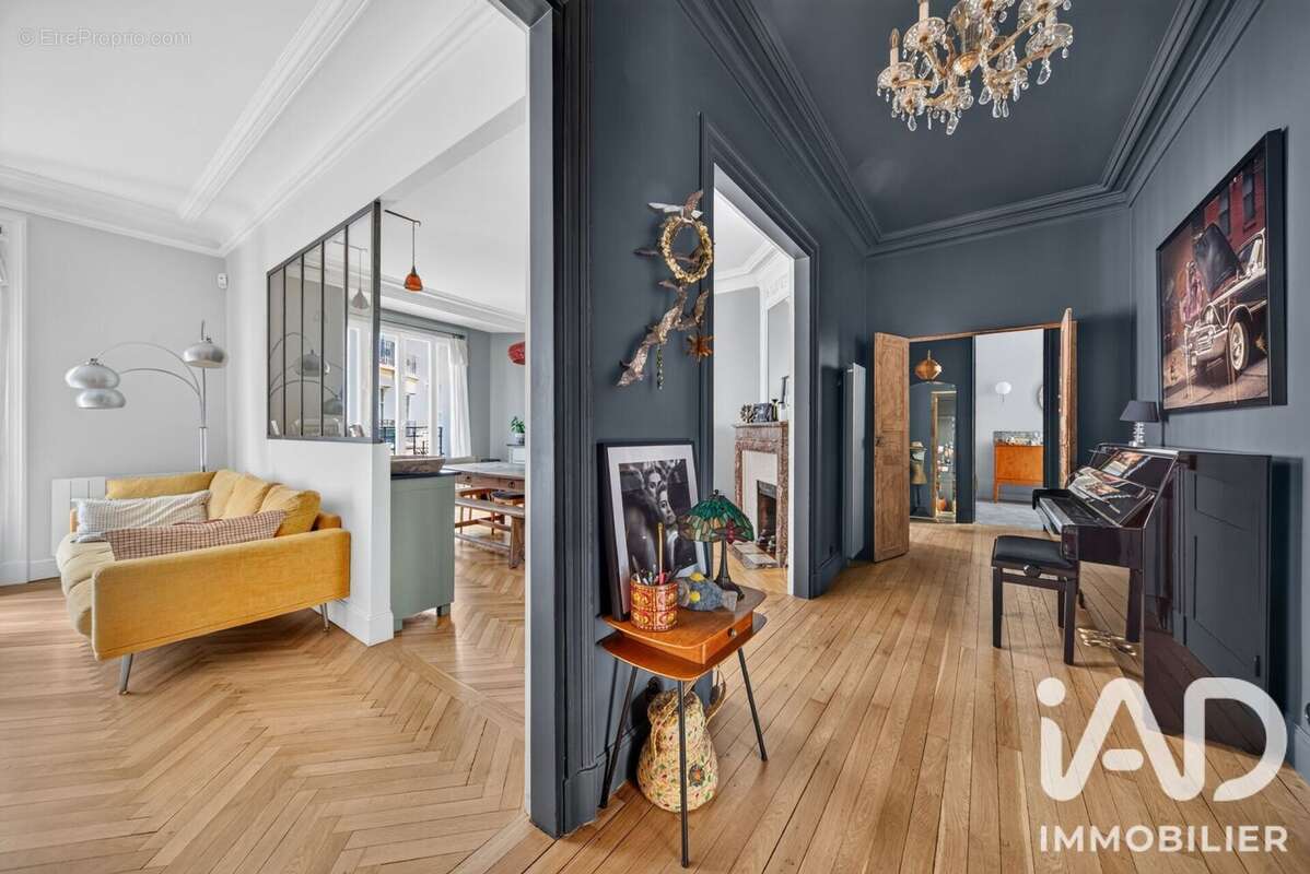 Photo 8 - Appartement à PARIS-18E
