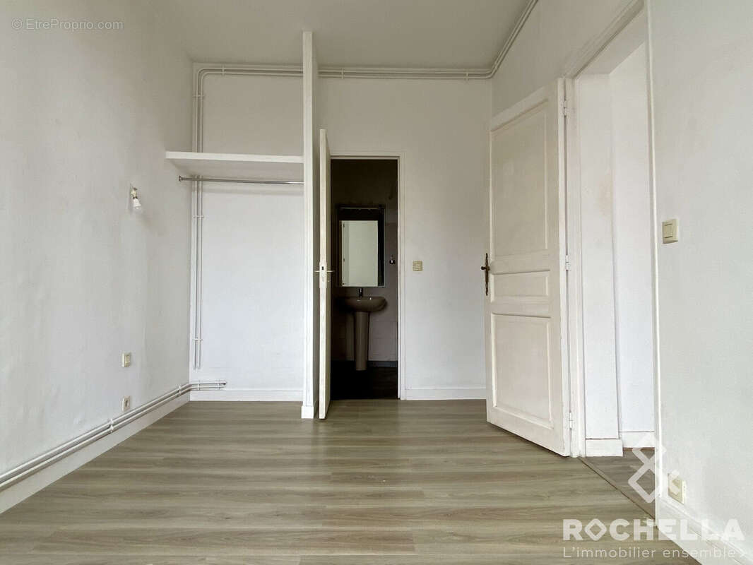Appartement 51 m² à Rochefort  - photo 6