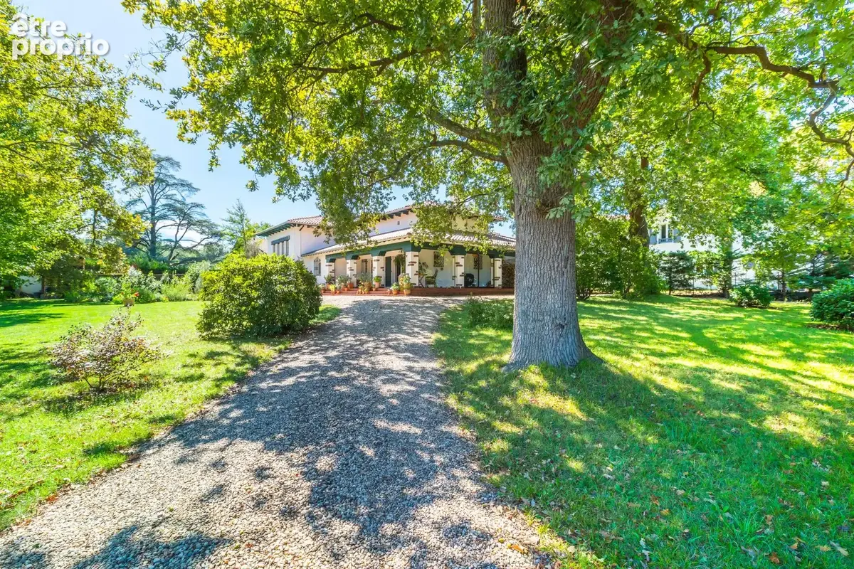 Maison 7 pièces 202 m² à vendre à Anglet (64600) - photo 2