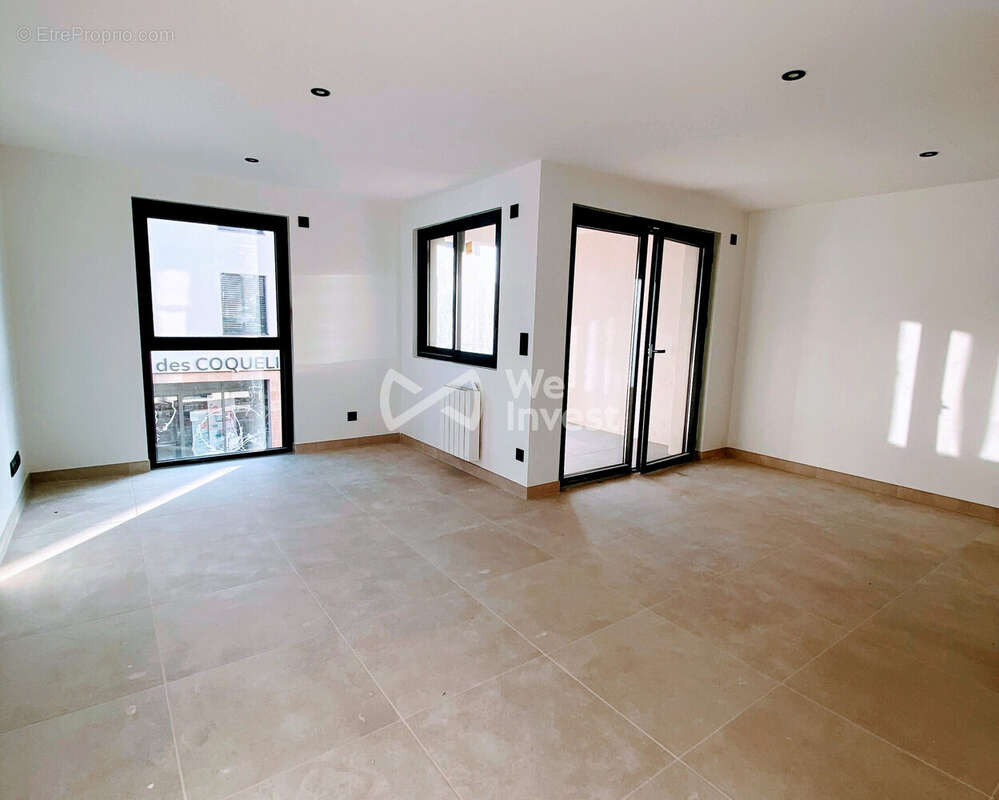 Appartement à LA TOUR-DE-SALVAGNY