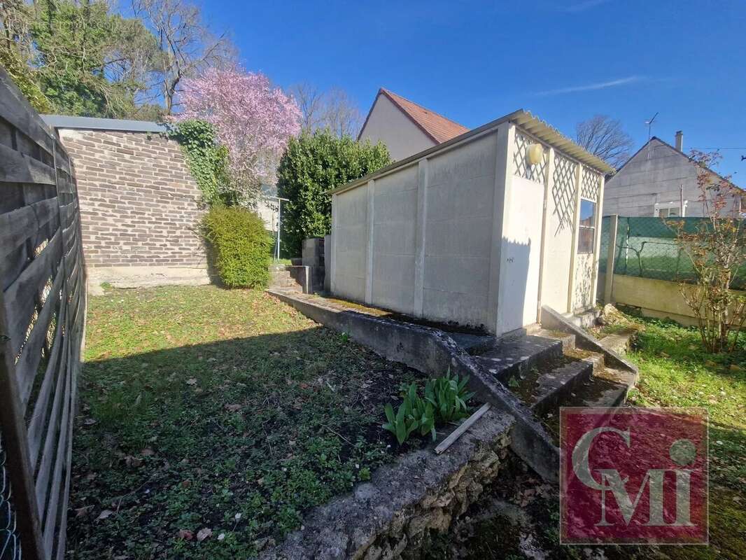 Maison à BREUX-JOUY