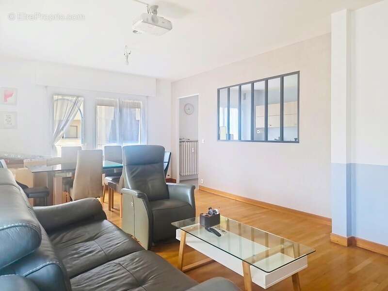 Appartement à AIX-LES-BAINS