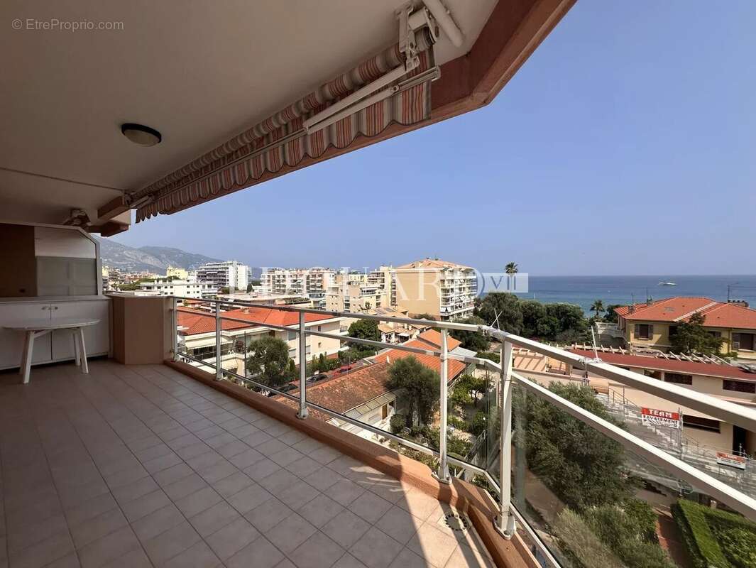 Appartement à ROQUEBRUNE-CAP-MARTIN