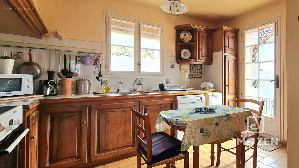 Maison à LA CELLE