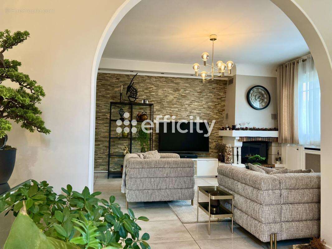 Maison à SAINT-PRIX