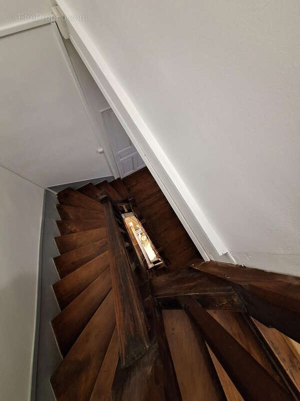 Maison à SALLES-DE-BELVES