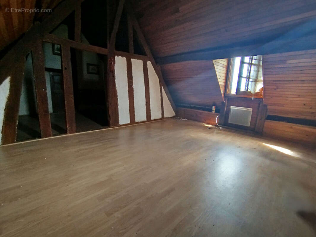 Maison à SAINT-AGIL