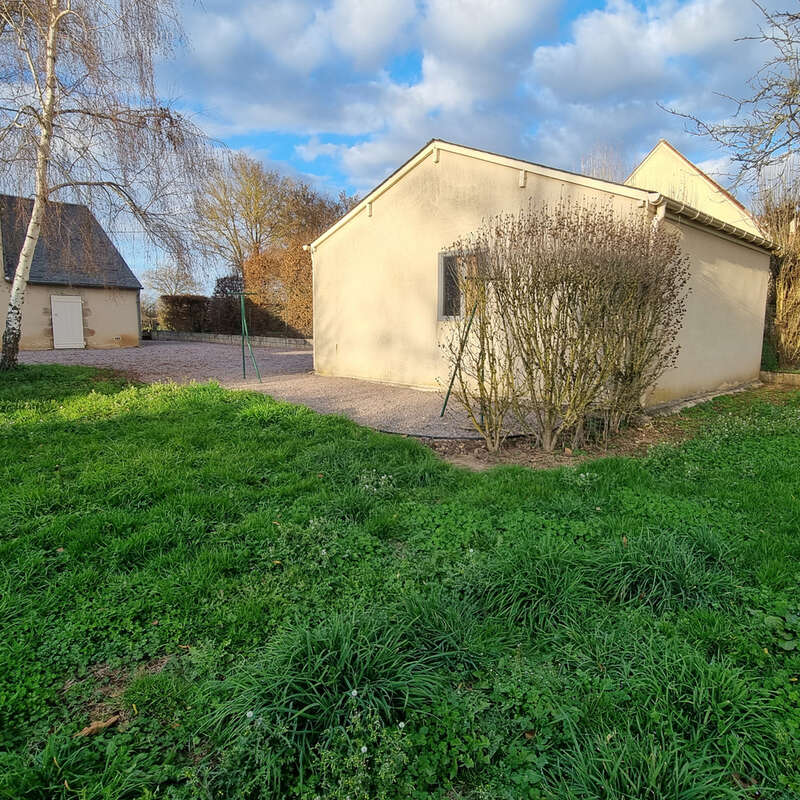 Maison à SAINTE-SEVERE-SUR-INDRE