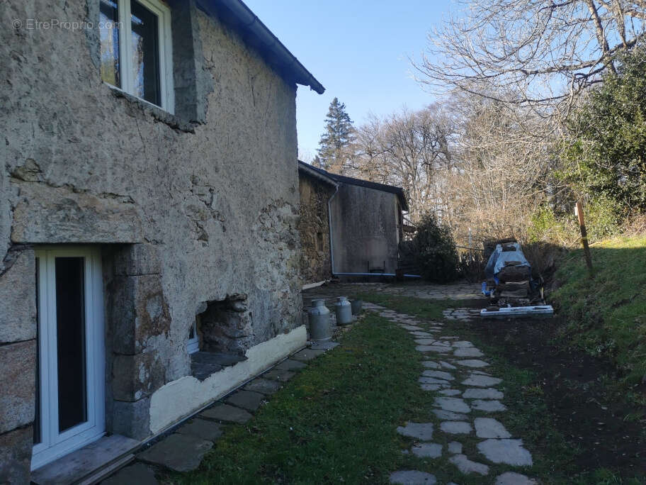 Maison à LA SALVETAT-SUR-AGOUT