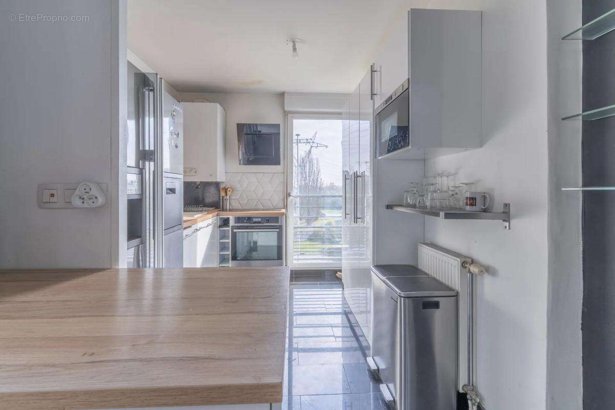 Appartement à ELANCOURT