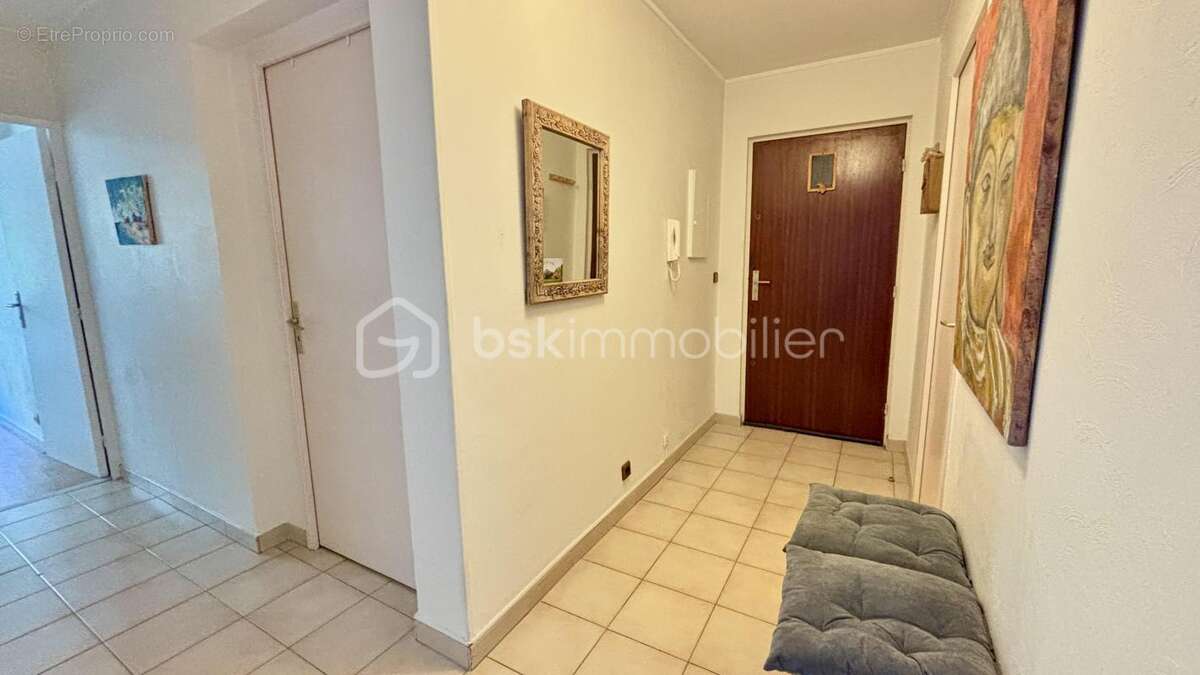 Appartement à VILLENEUVE-LOUBET