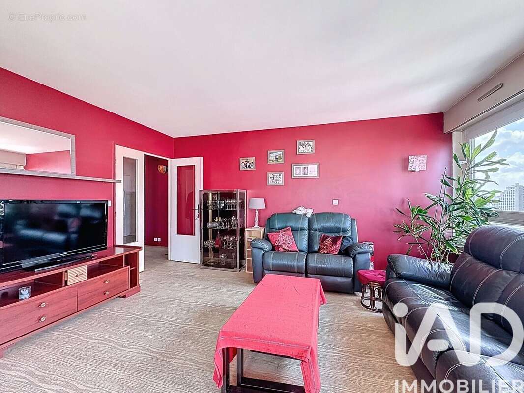 Photo 6 - Appartement à COURBEVOIE