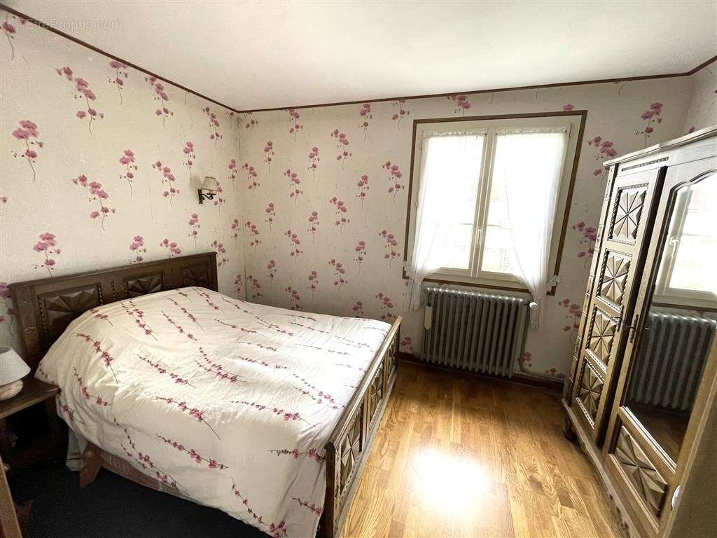 Maison à FONTENAY-TRESIGNY