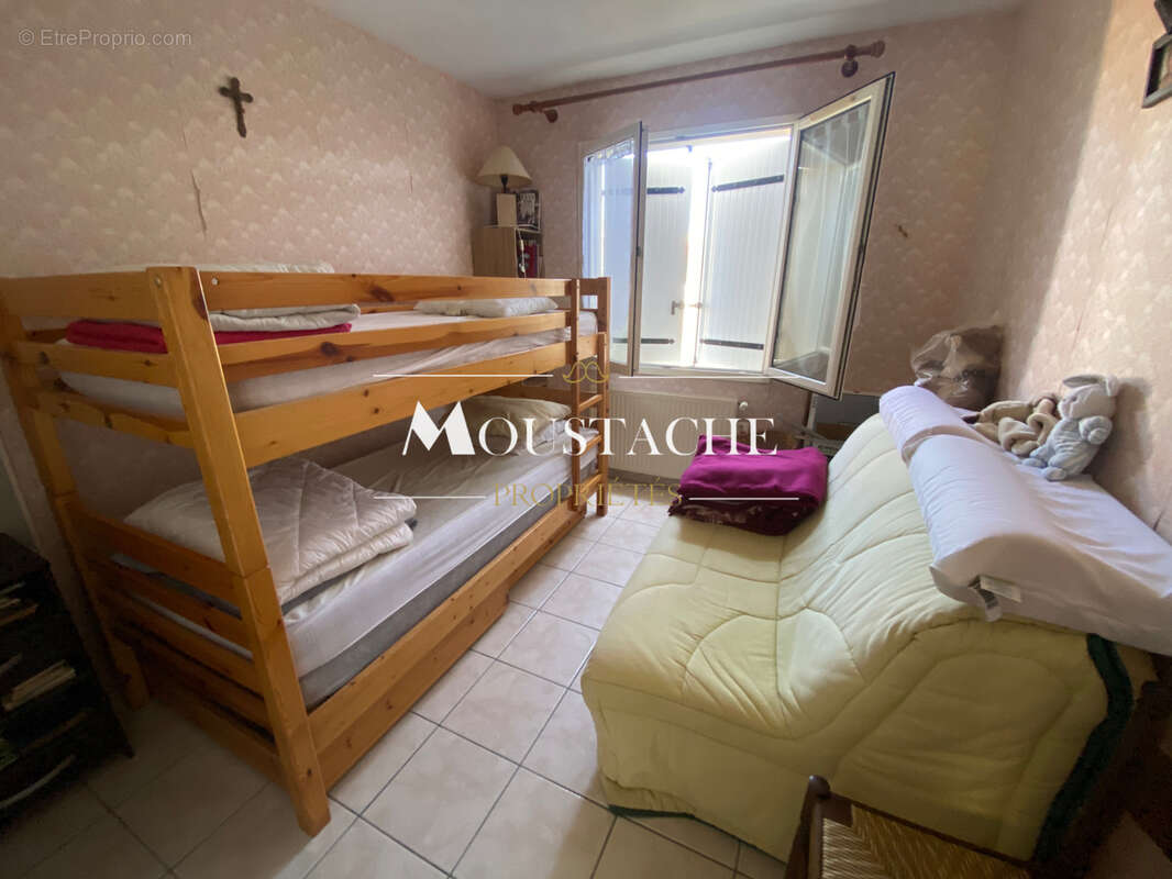 Maison de plain-pied - proche centre-ville - - photo 8