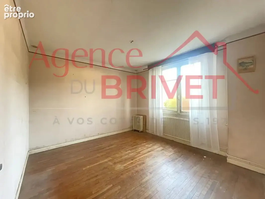 Maison avec beau potentiel ? Terrain constructible de 1 500 m² - photo 5