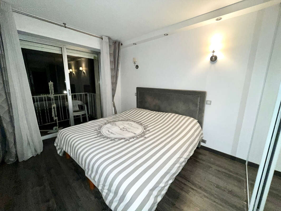 Appartement à SAINT-MAUR-DES-FOSSES