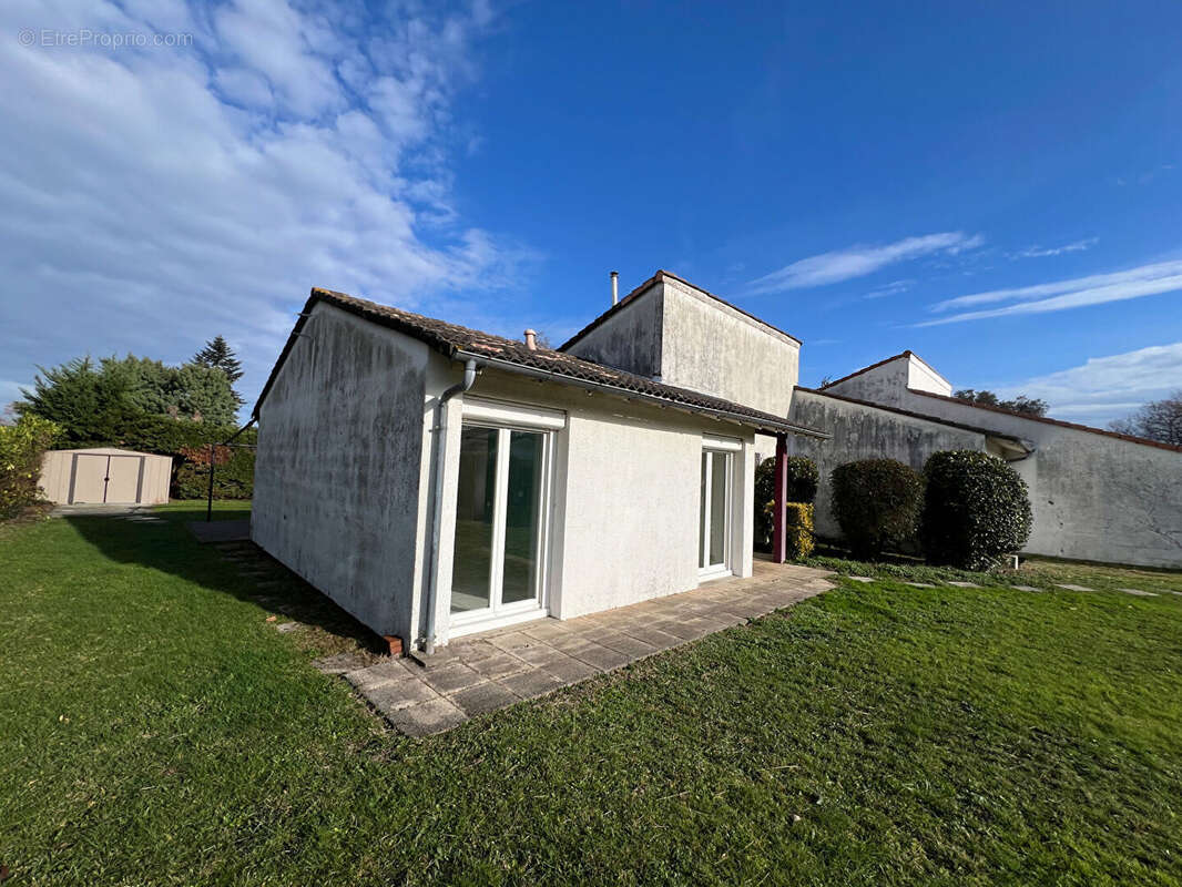 Maison à SAINT-MEDARD-EN-JALLES