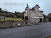 Maison à BUGEAT