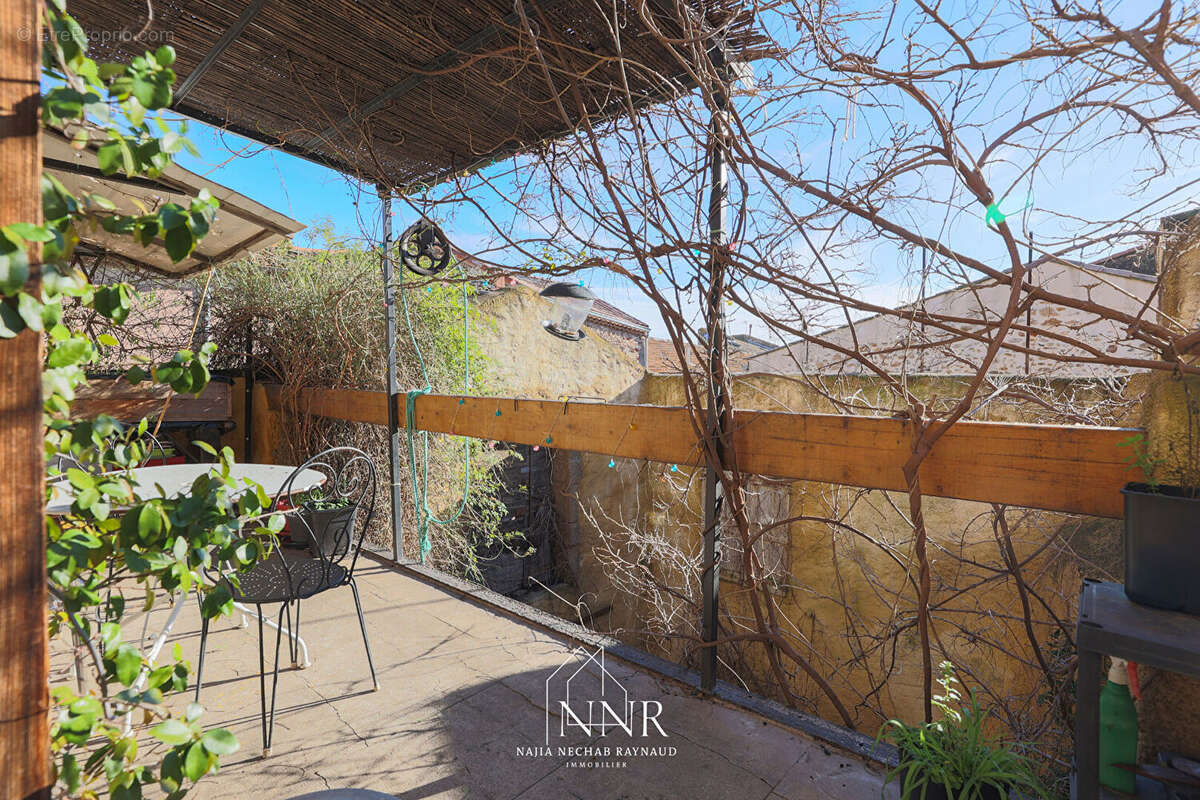 Maison à SAINT-FELIX-DE-LODEZ