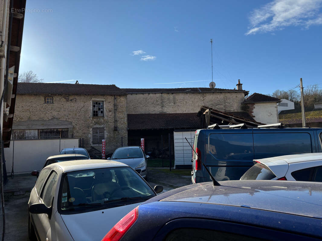 Commerce à VEZELISE